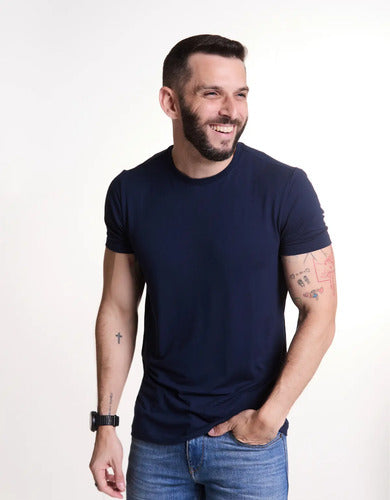 Kit 3 Camisetas Premium Minimalista Anti-amassado Slim Vs