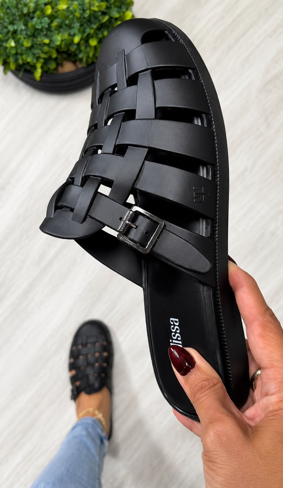 Sandália Feminina Flat Trançada Urban Comfort