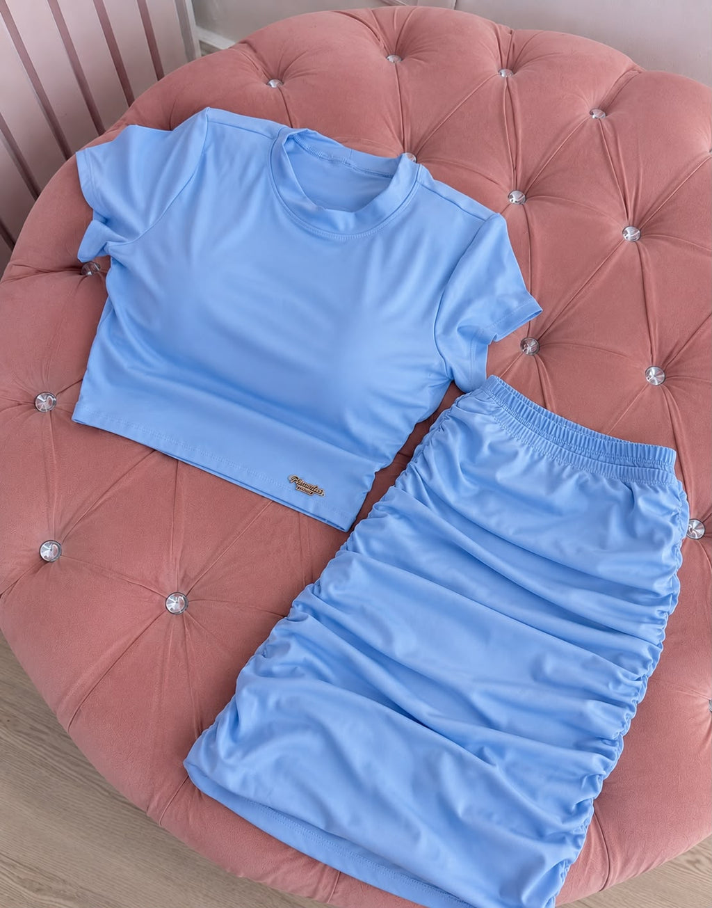 Conjunto Feminino Cropped Manga Curta + Saia Drapeada