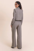 Calça pantalona alfaiataria Angel