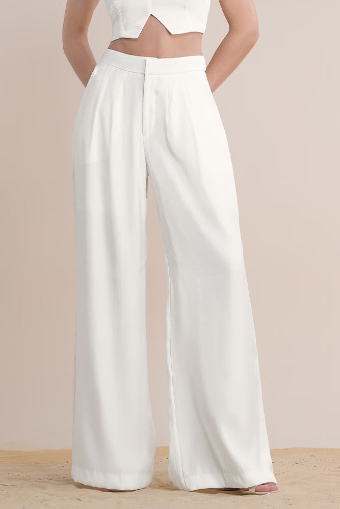 Calça pantalona em alfaiataria com fecho funcional (