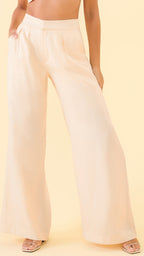 Calça pantalona em alfaiataria glossy