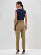 Calça de Alfaiataria Reta Slim Mocha Mousse Giovana